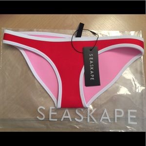 SEASKAPE - NWT Elle Bottoms. Color: Flamma. NWT